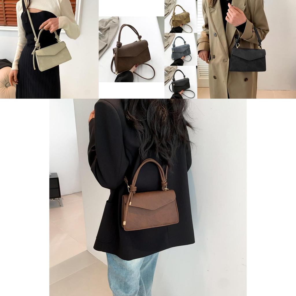 Chic 2024 Women's Korean Style Vintage Solid Color Small Crossbody Bag Pu Handbag