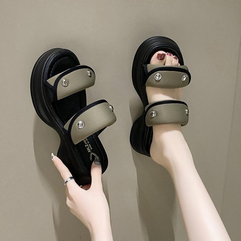 

Sandals new women s summer versatile not tired feet thick soles wear women s slippers summer cool slippers 35 зелёный