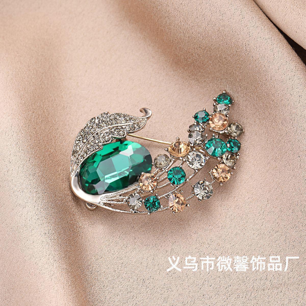 Европейская и американская мода блестящая хрустальная брошь ретро роскошь женский костюм пальто темперамент булавки аксессуары