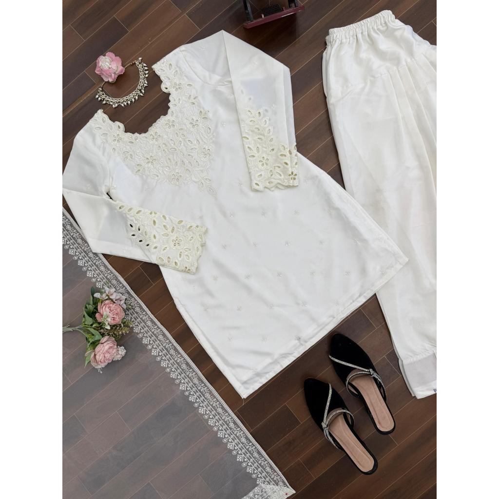 Beautiul Pakisatni Farshi Salwar Suit Indain Bollywood Desigenr Salwar Kameez