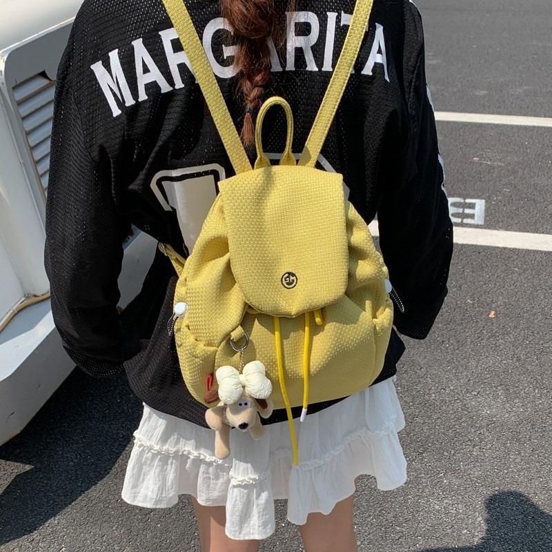 

Fashion new trendy backpack large capacity drawstring student schoolbag niche design shopping backpack female Without pendant жовтий