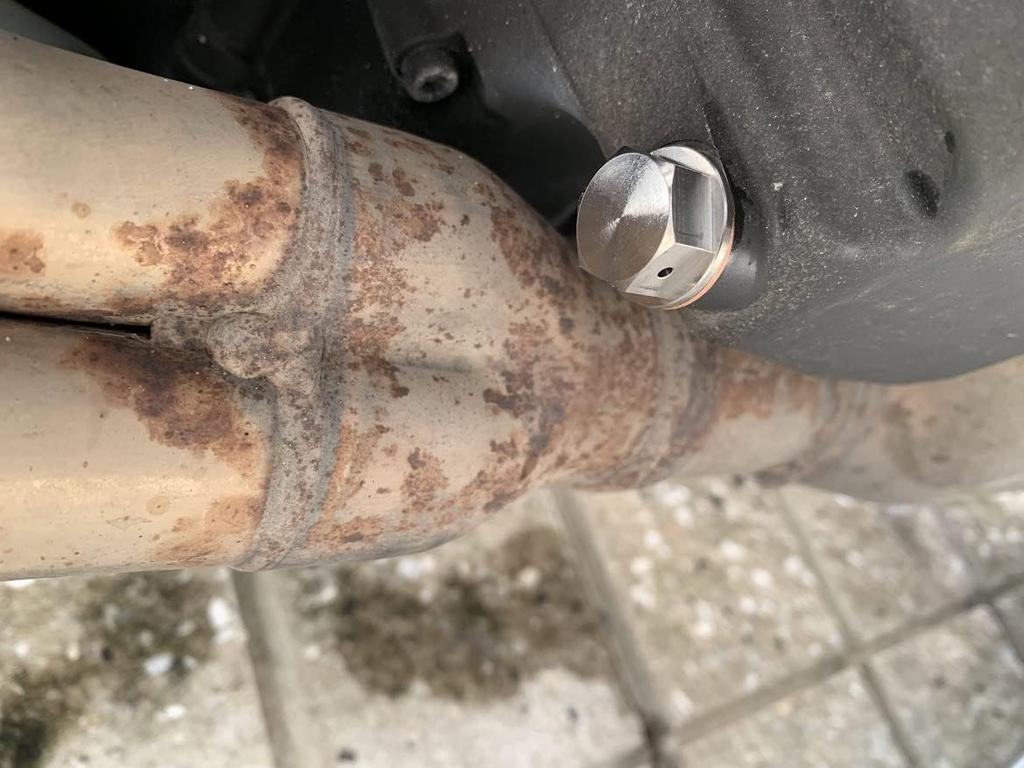 Roost Magnetic Titanium Drain Bolt Drain Bolt for Honda, Yamaha, Suzuki, Kawasaki (M12 X P1.25)