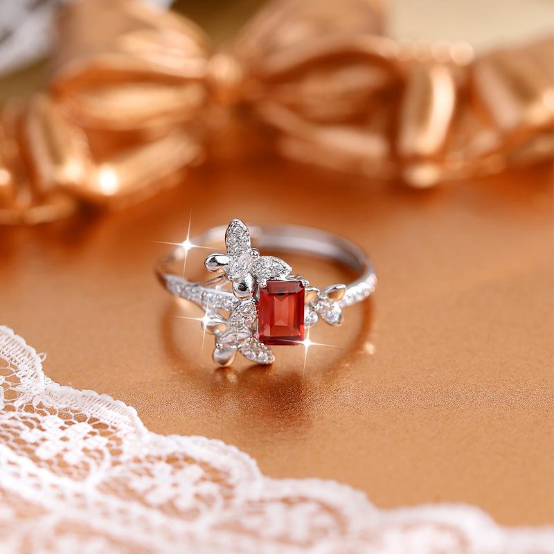 Natural Stone Flower Fly Butterfly Dance Ring Women's S925 Sterling Silver Adjustable Ring High-end Accessories Fashionable and Elegant Jewelry Gifts