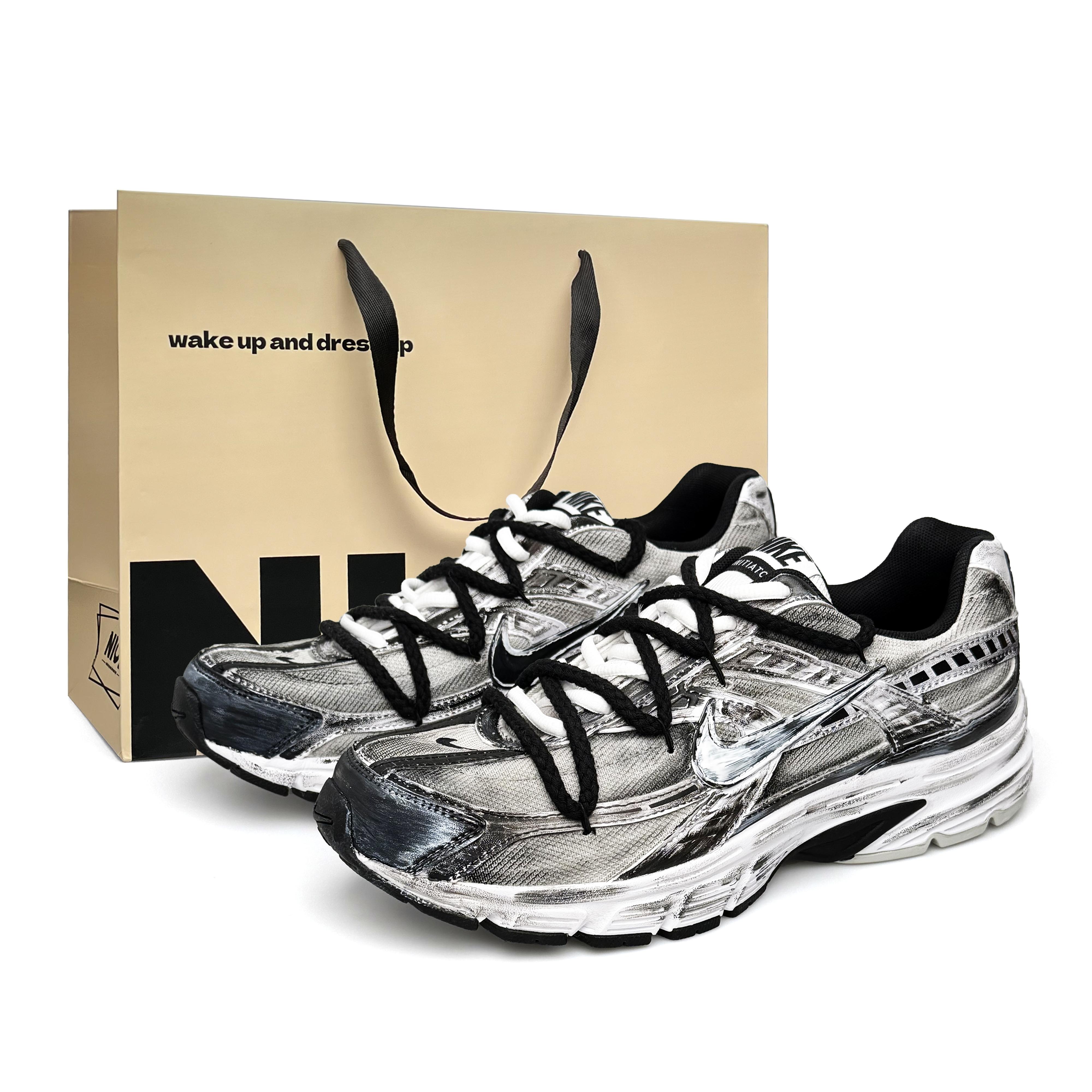 

Nike Initiator Mesh Abrasion Resistant, Breathable, Lightweight Low top Casual Physical Fitness Test Physical Exam 394055-100(Team920-BOX) 41