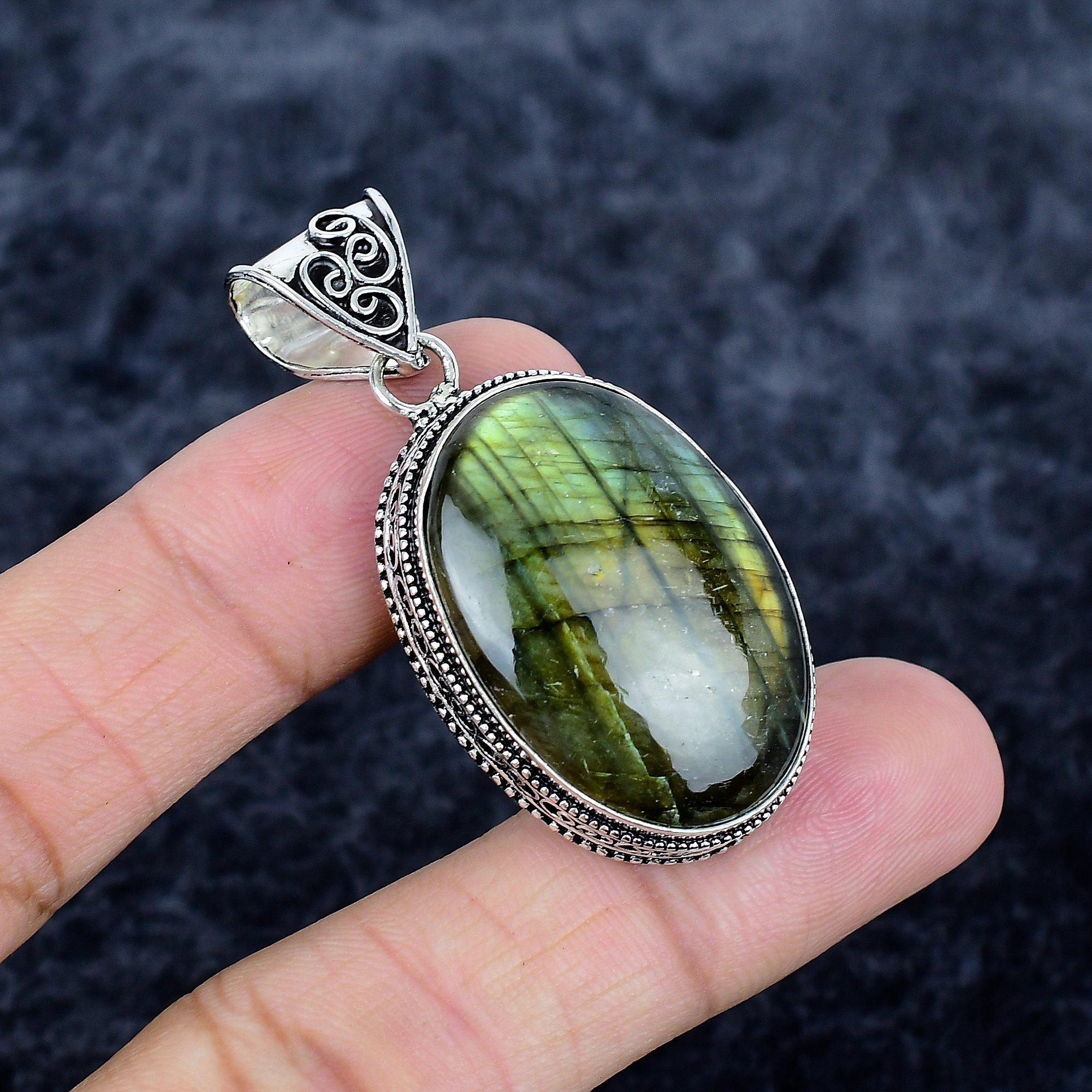 

Labradorite Gemstone Handmade 925 Sterling Silver Jewelry Pendant 2.01 MM-3391
