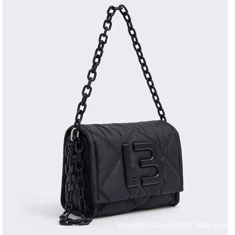 

New Bimba y lola Spanish trendy brand Bimba down fabric shoulder bag, chain dual-purpose armpit bag