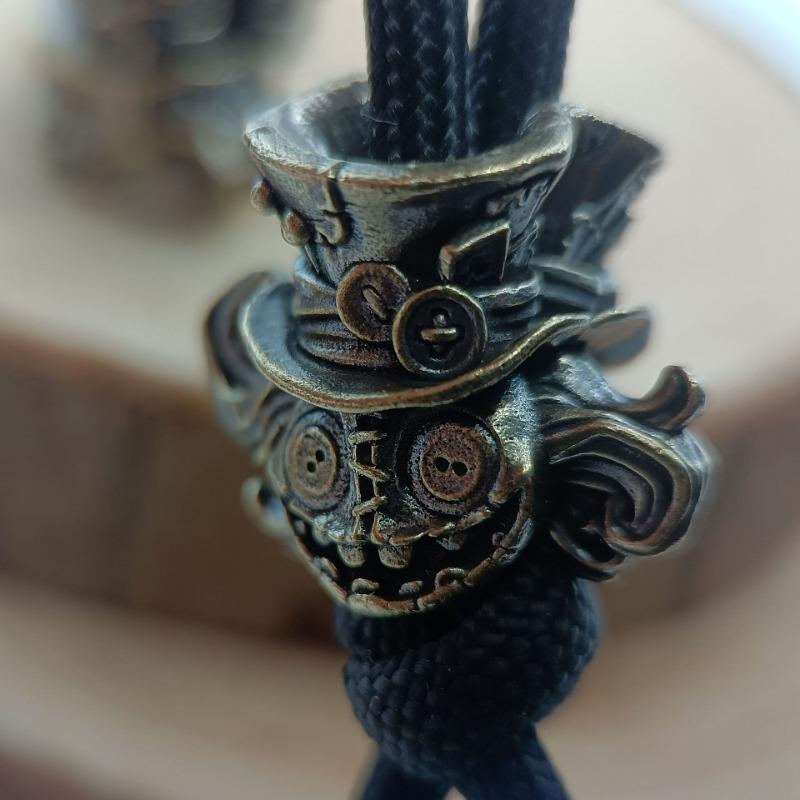 1pcs Antique Copper Double Sided Puppet Keychain Home Decorations Pendant Backpack Charms Antique Brass Vintage Crafts