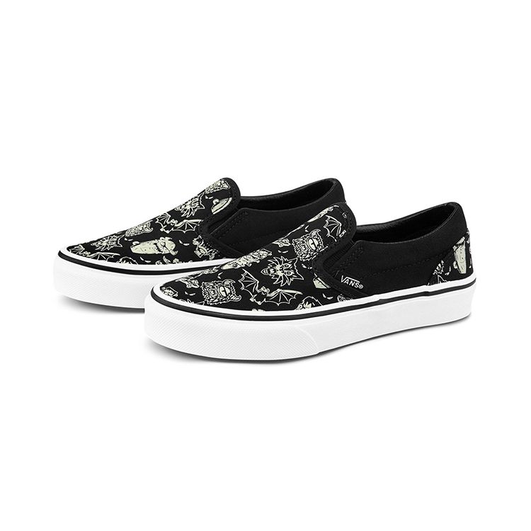 Vans Slip-On Canvas Low Top Kids Skate Shoes Kids Sneaker Black VN0A4BUT2JN