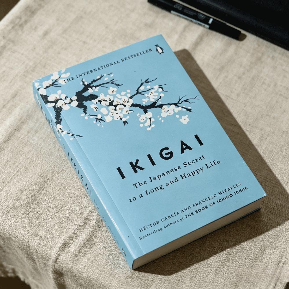 IKIGAI International Bestseller Adults English Paperback Japanese Longevity Happiness Life Philosophy Guide Free Shipping