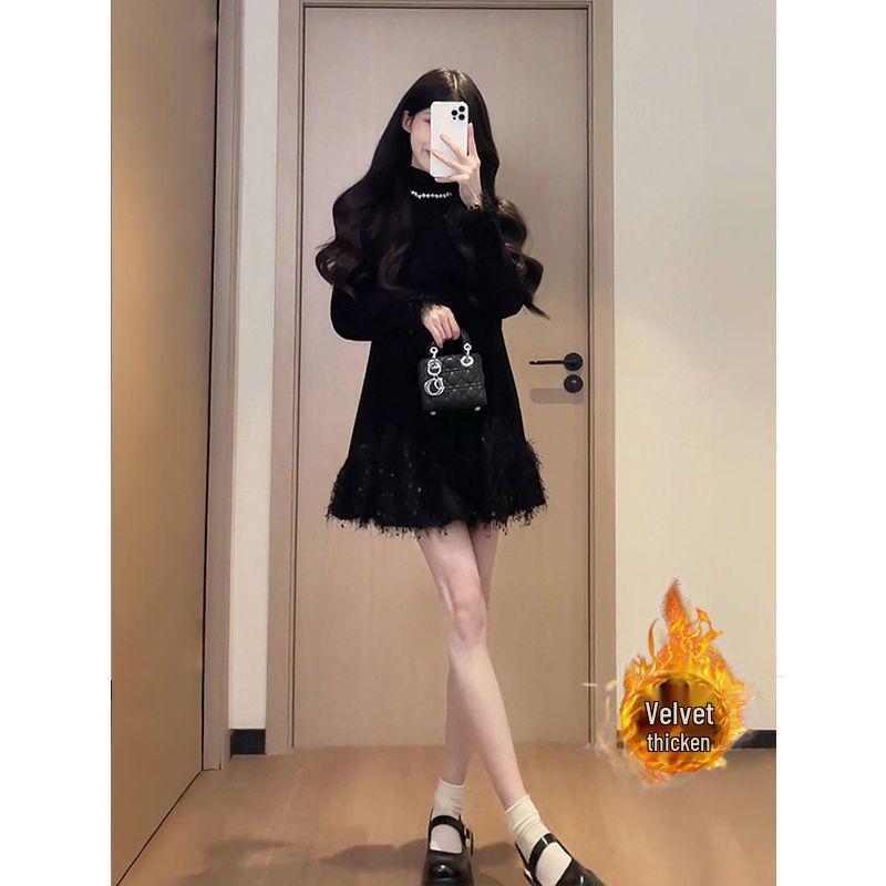 

Women’s Elegant Winter Tassel Patchwork Plush Dress, French-Style, Age-Reducing, Over-the-Knee, New Arrival S
