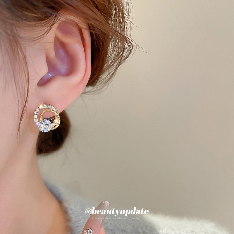 Real Gold Electroplated Silver Needle Zircon Hollow Circle Earrings Super Flash Temperament High-end Stud Earrings Niche Light Luxury Earrings Women