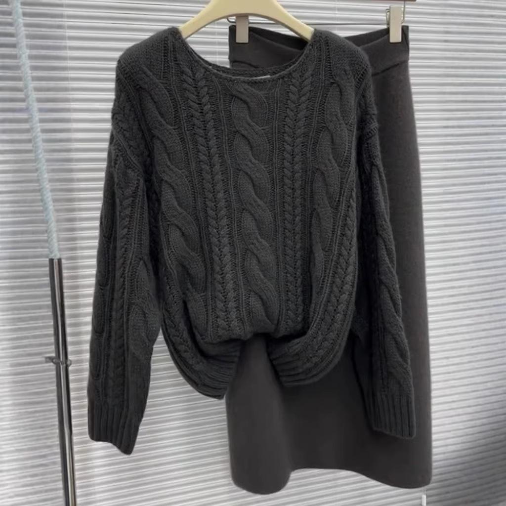 2026 Spring/Summer Korean Style Cable Knit Pullover - Pure Color Round Neck, Long Sleeve Sweater