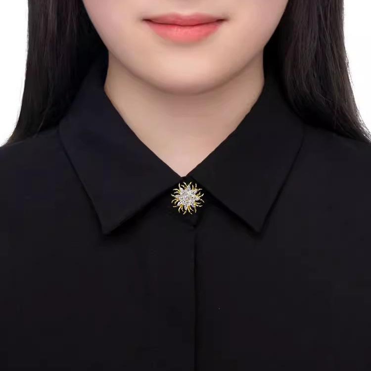 Flower Brooch, High-end Women's Brooch, Exquisite and Elegant, Luxurious Brooch, Summer Anti-glare Clasp