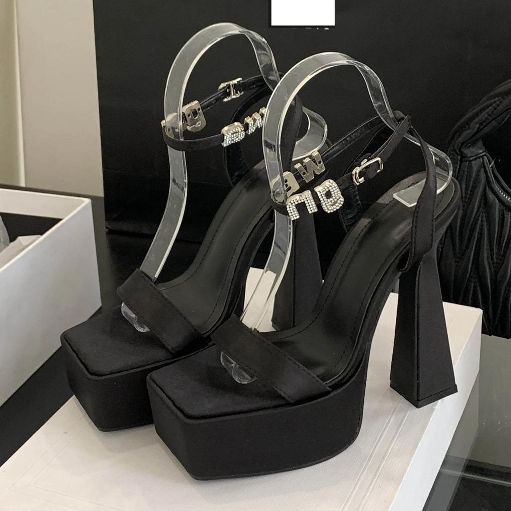 Mode Eilyken Sommer Gladiator Kristall Schnalle Riemen Damen Sandalen Mode Quadratische Zehenpartie Klobige Absätze Damen Schuhe Zapatillas De Mujer