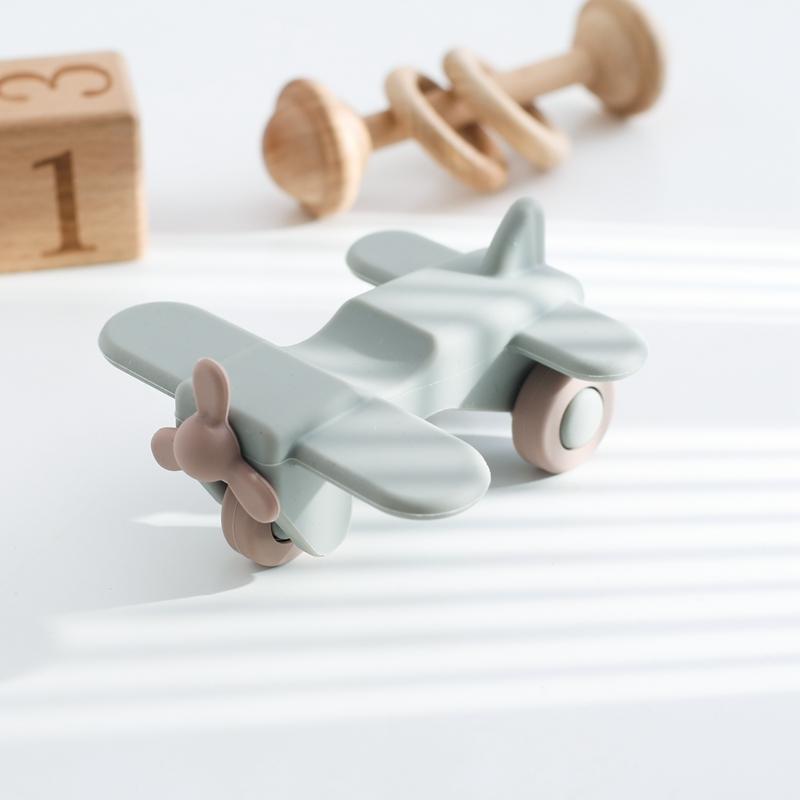 1pc Baby Aircraft Toys Food Grade Silicone Bus Truck Car Montessori Educational Toys Boy Girl Baby 0-12 Months Toy Newborn Gift