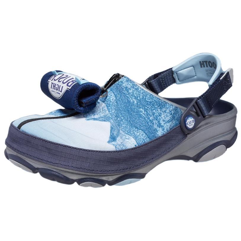 

Busch Light x Crocs All-Terrain Clog Комфортные низкие кеды с круглым носком для повседневной носки Унисекс Сине-белые 37-38