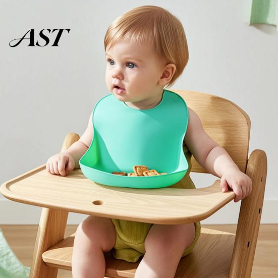 Comfortable Bibs for Sensitive Skin Silicone Baby Bib, Waterproof Soft Adjustable Feeding Durable Large Pocket Catch Food Bib Babies And Toddlers