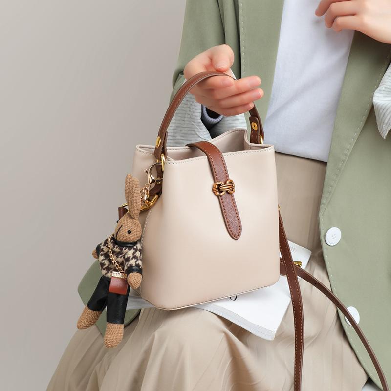 Ny Høst- og Vinterdameveske Crossbody Bøtteveske Ekte Skinn Allsidig Høy Kvalitet Håndveske Veske