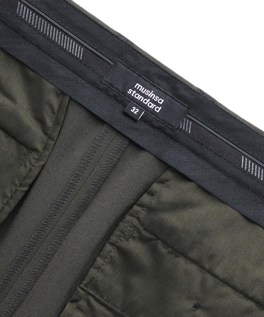 MUSINSA STANDARD Lightweight Skinny Hidden Elastic Waist Crop Slacks [Dusty Khaki]