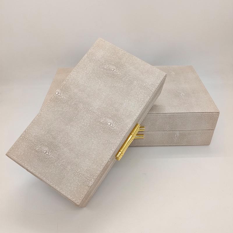Modern Chinese Style Jewelry Storage Box: Elegant Home and Hotel Decoration