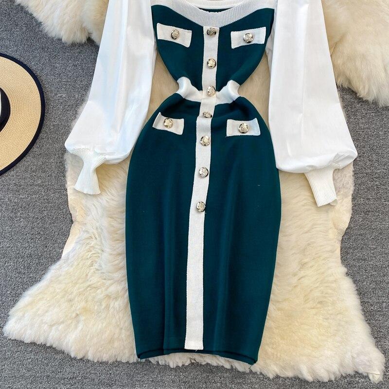 Retro Hepburn Style Waist Waist Square Collar Ladies Temperament Black and White Patchwork Buttock Knitted Dress