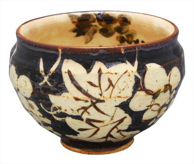 Mino Ware Takumiko Large Bowl, Gray Shino Grape