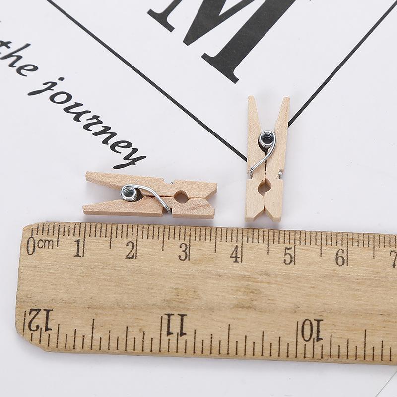 100 stücke Mini 25mm Natürliche Holz Clips Foto Clips Wäscheklammer DIY Hochzeit Party Holz Clip Clips Pegs Dropshipping