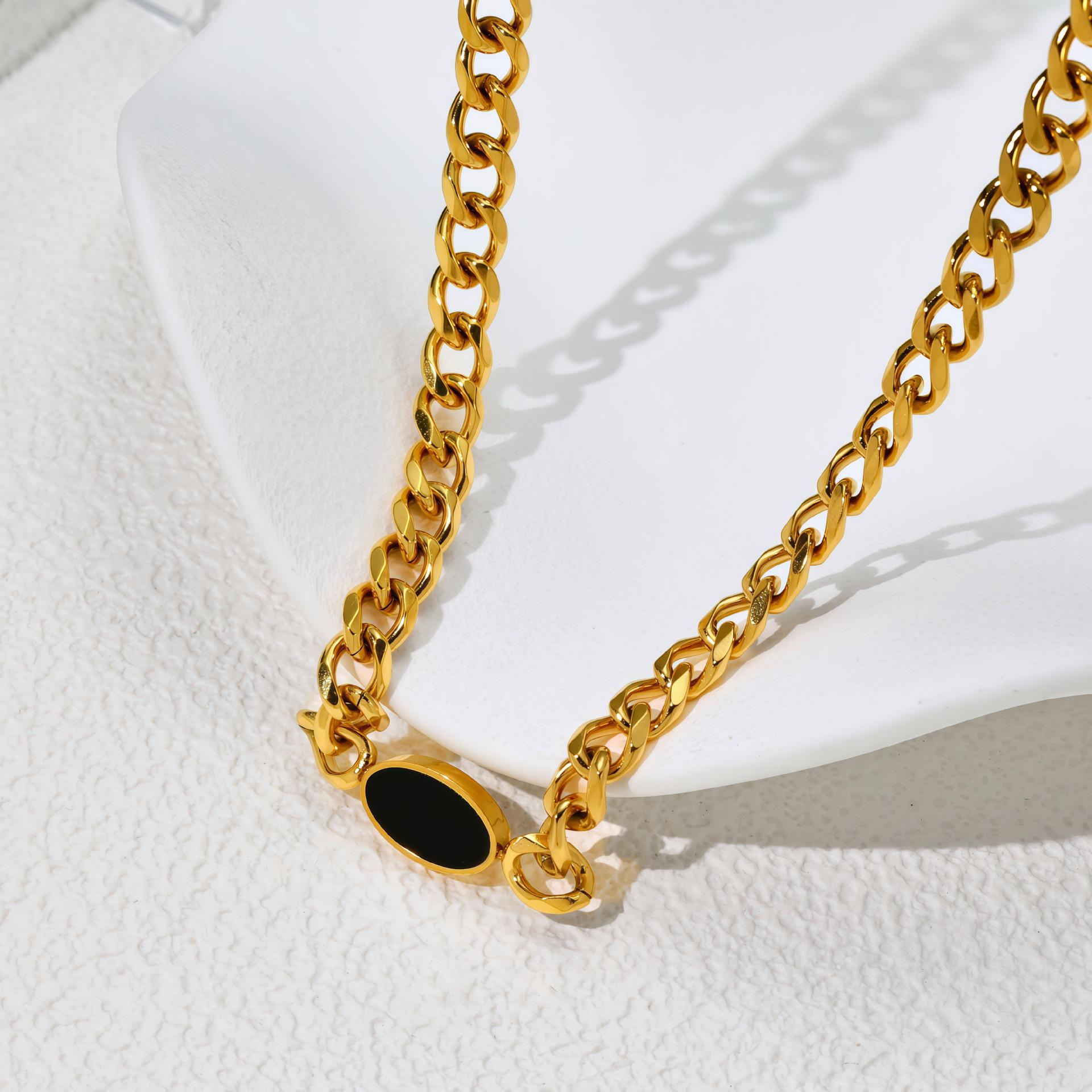 

Hip-Hop Style Black Oval Chain Necklace Sweater Chain Simple Titanium Steel Jewelry Personalized Niche Temperament Accessories