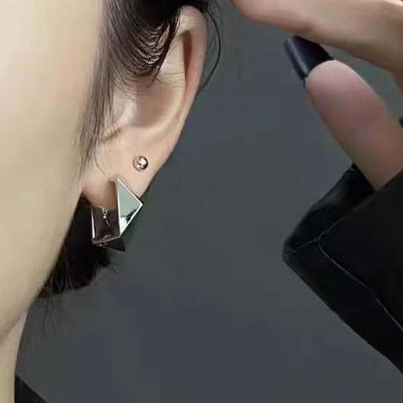 ANENJERY Geometric Irregular Polyhedral Hoop Earrings Simple Fashionable and Versatile Hip Hop Smooth Earrings Jewelry Gift