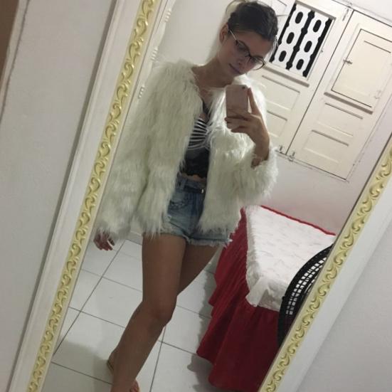 Women's Faux Fur Jacket Warm Plush Round Neck Coat Autumn Winter Long Sleeve Solid Color Furry Coat for Casual Street Wear Shopping