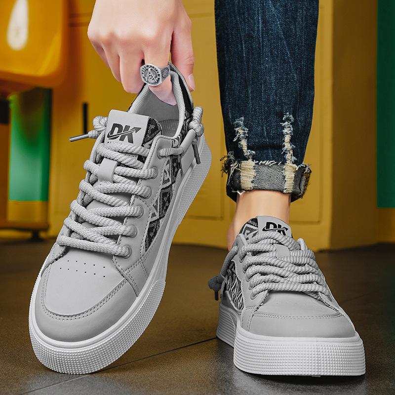 Douyin Store explosive canvas men's shoes 2024 summer breathable versatile casual board shoes niche youth sports cloth shoes trendy shoes