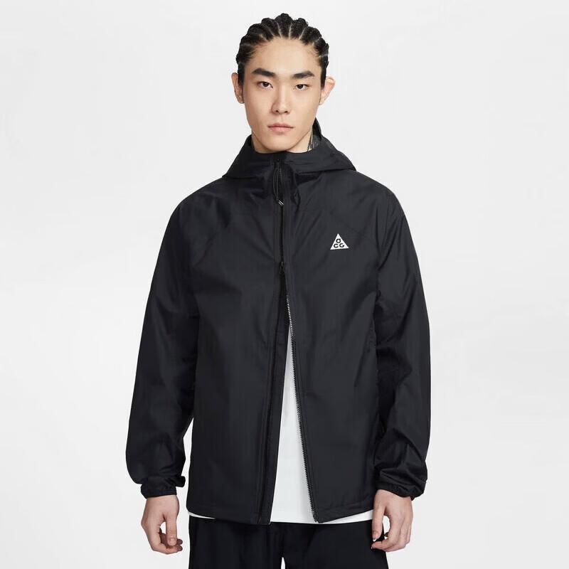 Nike Men s Hooded Woven Jacket L