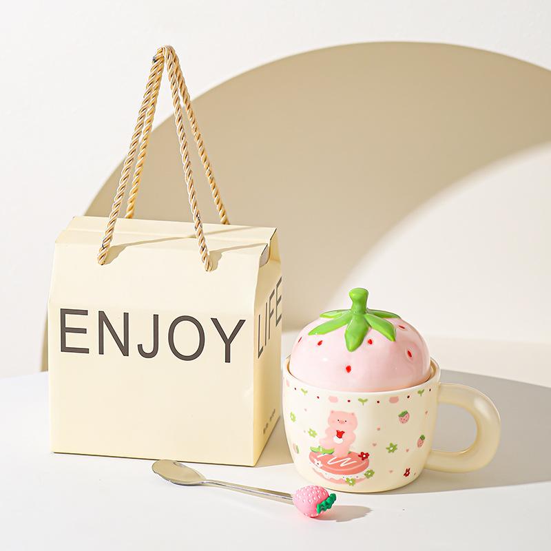 Erdbeerbär Keramiktasse mit Deckel für Mädchen Geschenk Tasse für Haushalt Becher Hochwertig Aussehende Paar Milch Frühstückstasse