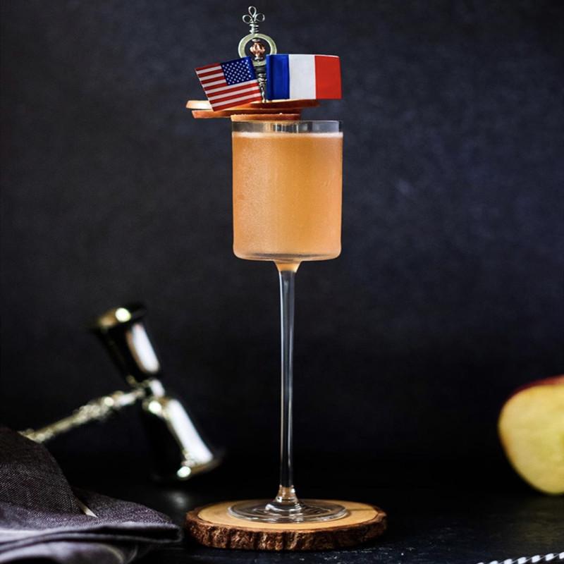 4 STÜCK Champagnergläser Cocktailgläser Elegant Designt Mundgeblasen Bleifrei Champagnerkelche 4er Set