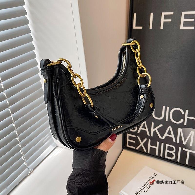 Popular red small bag women's spring and summer new versatile chain shoulder armpit bag wedding bride messenger bag