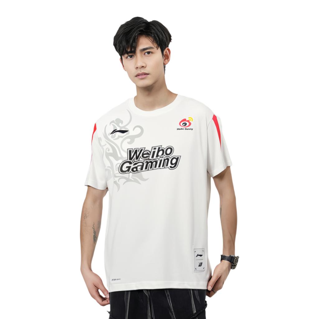 Li Ning Sports Lifestyle Series WBG Team Casual Letter Print Crew Neck Short Sleeve T-Shirt Men Tops White ATST759-1