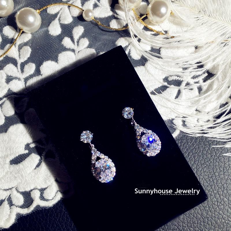 

Fashion Clear Micro-inlaid White Zircon Long Shiny Earrings for Women Luxury Silver Small White Earrings Party Jewelry