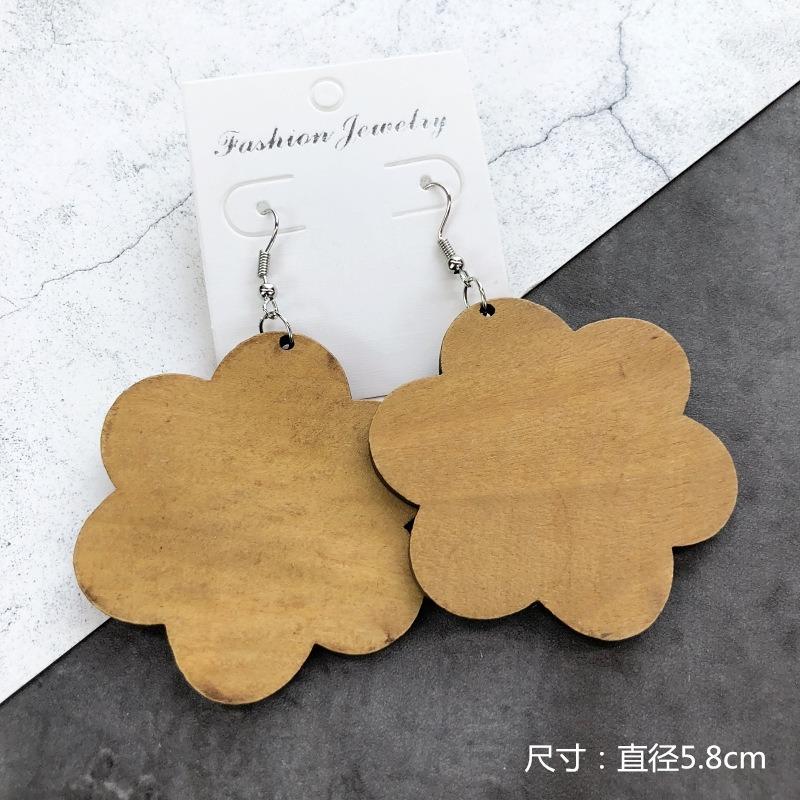 Bohemian Wood Earrings Women's Personality Exaggerated Print Flower Stud Earrings Vacation Versatile Temperament Earrings