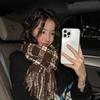 Maillard color scarf Warm thickened scarf Women's winter white versatile high-end shawl