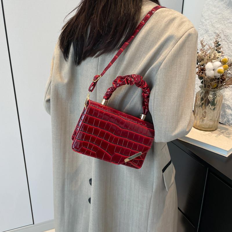 Chic Vintage Shoulder Bag Stylish Minimalist Small Square Bag For Summer 2024
