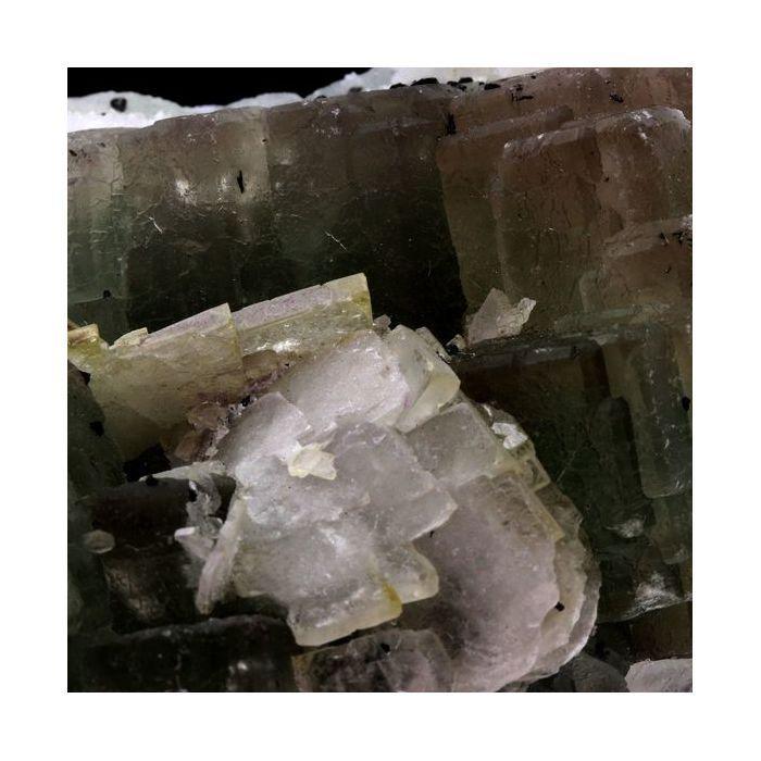 Fluorite + Baryte 2680.0 carats