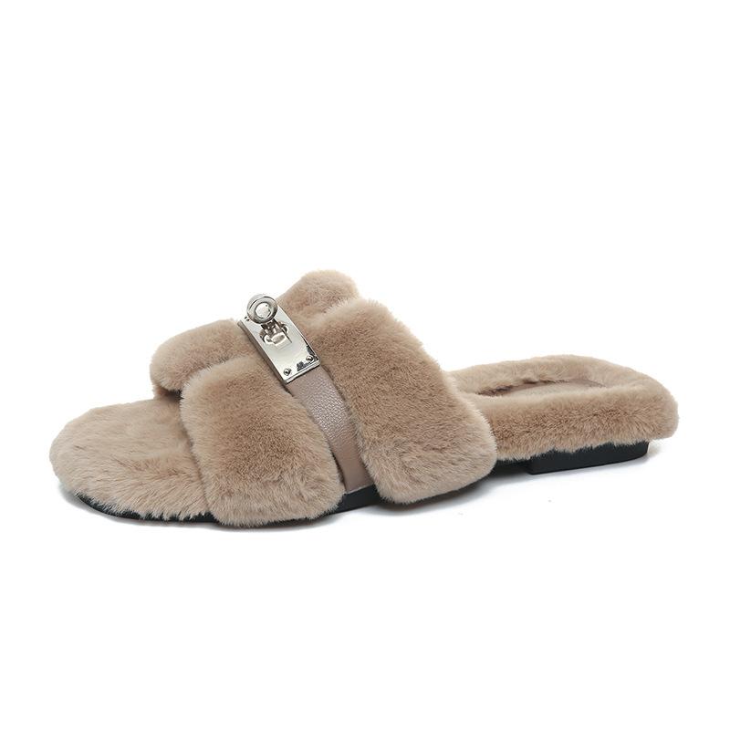 Internet celebrity fluffy slippers women wear 2025 autumn and winter new thick bottom one-word drag small fragrant trend plush slippers
