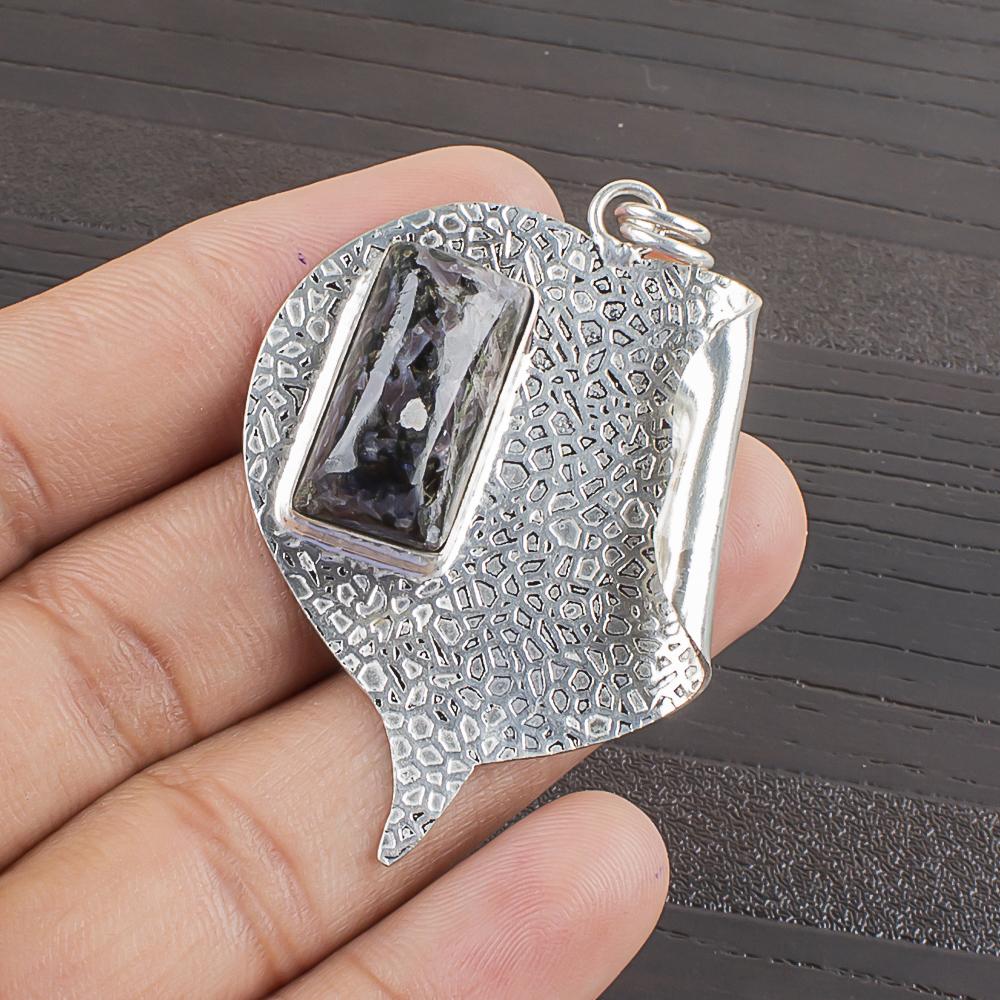 

Natural Milky Stone Gemstone 925 Sterling Silver Jewelry Designer Pendant 2.09 AJP-2424