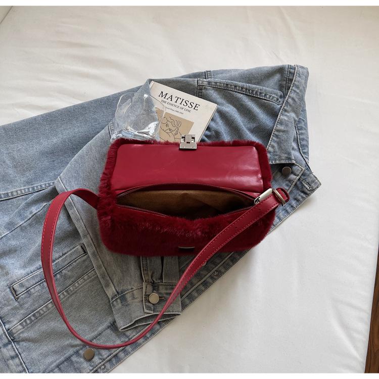 Niedliche Plüsch-Umhängetasche in Bonbonfarbe - Modische kleine quadratische Handtasche für Damen für Herbst/Winter