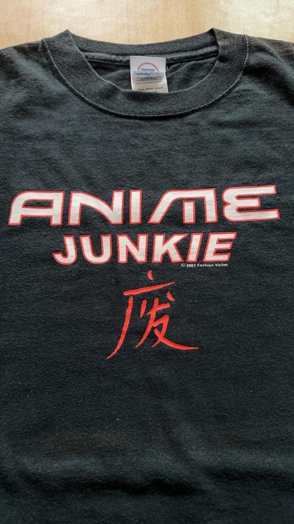 

[USED] Anime Junkie Fashion Victim tee