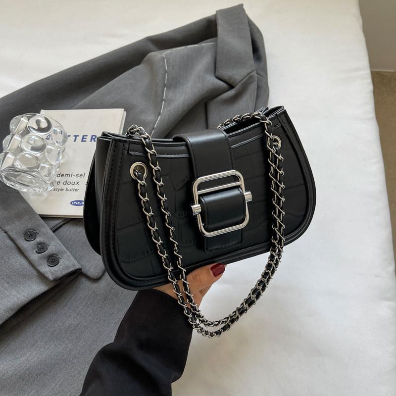 Trendy High-quality Fashion Shoulder Bag With Unique Design Stitching Elements Medium Size