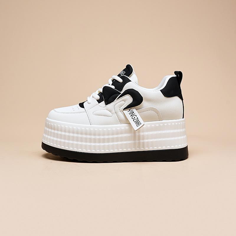 

Маленькие белые туфли на толстой подошве, женские, весна 2024, новые, повседневные туфли на платформе 8 см с маленькой внутренней частью для увеличения размера, женские туфли 34