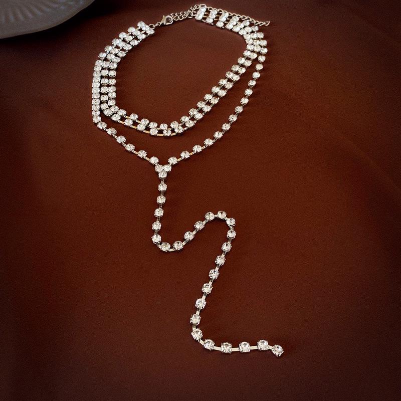 Luxuriöse mehrschichtige Diamant-Quasten-Halskette für Damen – Elegante europäische und amerikanische Stil-Schlüsselbein-Kette