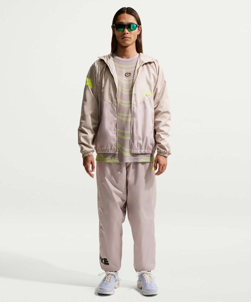 Nike Windrunner Graphic Woven Jacket M - Cream Ii:Moon Particle:Volt / If0877-236