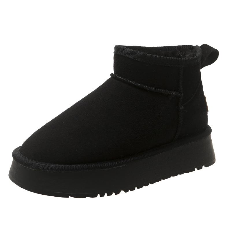 Thick-soled inner height-increasing snow boots for women 2025 new winter small men with piled and thickened fur integrated snow cotton shoes